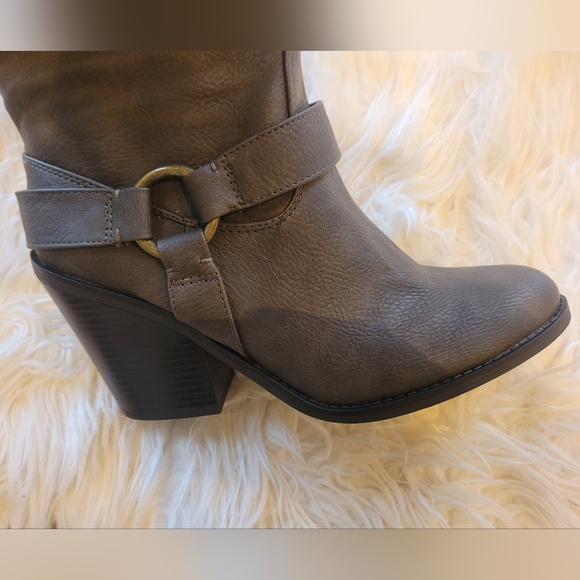 NEW JustFab To The Knee Boots PRICE FIRM - Picture 4 of 5